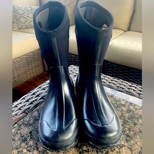 Bogs kids classic all weather boots